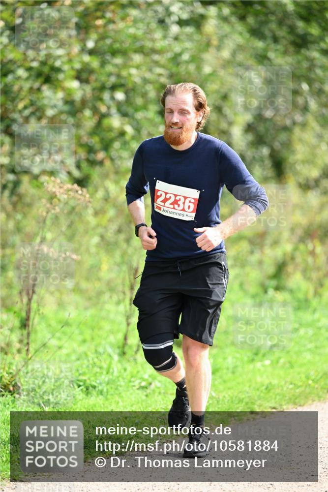 27.09.2026 - 35. Volkslauf durch das schöne Alstertal Dr. Thomas Lammeyer http://msf.ph/oto/10581884 27.09.2026 12:29:17 Laufen 2236 meine-sportfotos.de