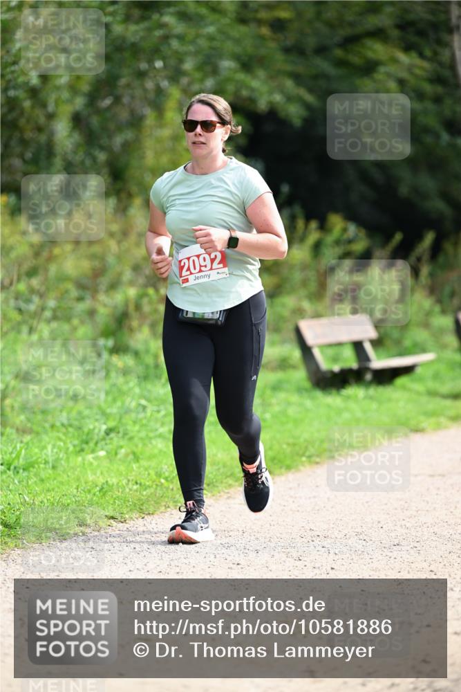 27.09.2026 - 35. Volkslauf durch das schöne Alstertal Dr. Thomas Lammeyer http://msf.ph/oto/10581886 27.09.2026 12:29:24 Laufen 2092 meine-sportfotos.de