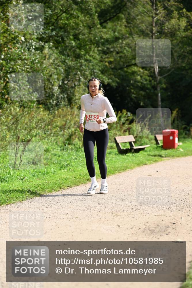 27.09.2026 - 35. Volkslauf durch das schöne Alstertal Dr. Thomas Lammeyer http://msf.ph/oto/10581985 27.09.2026 12:30:20 Laufen 2482 meine-sportfotos.de