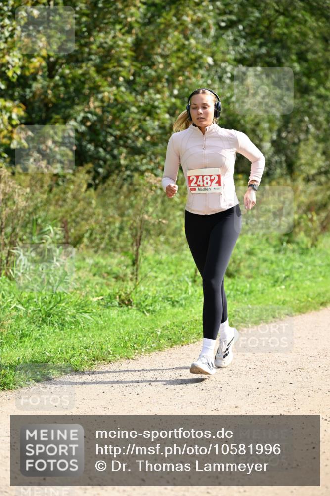 27.09.2026 - 35. Volkslauf durch das schöne Alstertal Dr. Thomas Lammeyer http://msf.ph/oto/10581996 27.09.2026 12:30:21 Laufen 2482 meine-sportfotos.de
