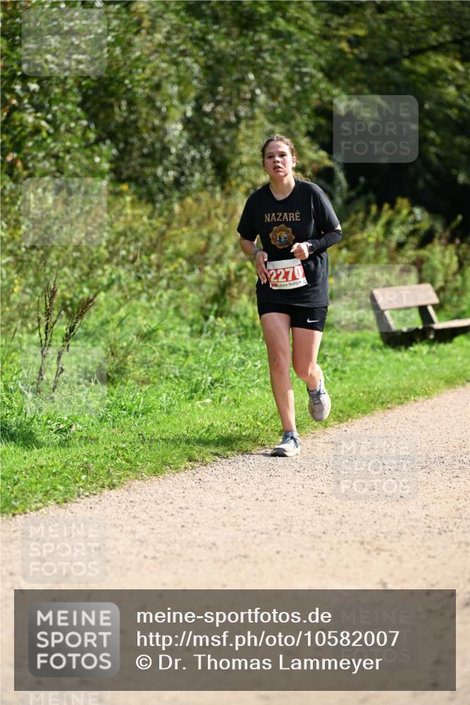 27.09.2026 - 35. Volkslauf durch das schöne Alstertal Dr. Thomas Lammeyer http://msf.ph/oto/10582007 27.09.2026 12:30:40 Laufen 2270 meine-sportfotos.de