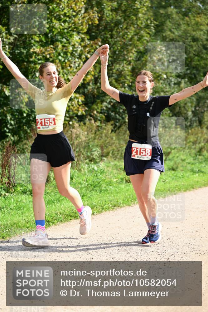 27.09.2026 - 35. Volkslauf durch das schöne Alstertal Dr. Thomas Lammeyer http://msf.ph/oto/10582054 27.09.2026 12:31:33 Laufen 2155, 2158 meine-sportfotos.de