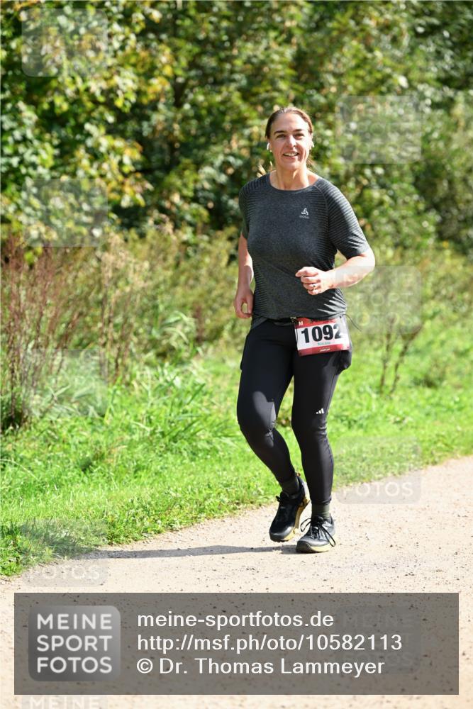 27.09.2026 - 35. Volkslauf durch das schöne Alstertal Dr. Thomas Lammeyer http://msf.ph/oto/10582113 27.09.2026 12:32:28 Laufen 1092 meine-sportfotos.de