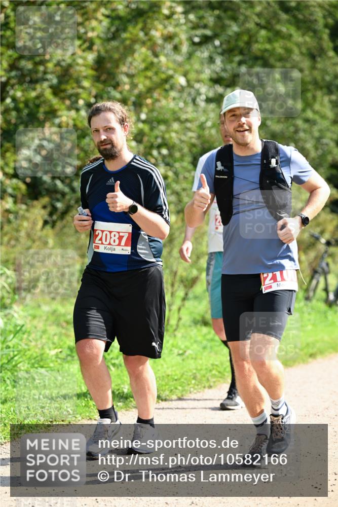 27.09.2026 - 35. Volkslauf durch das schöne Alstertal Dr. Thomas Lammeyer http://msf.ph/oto/10582166 27.09.2026 12:33:01 Laufen 2087, 210 meine-sportfotos.de