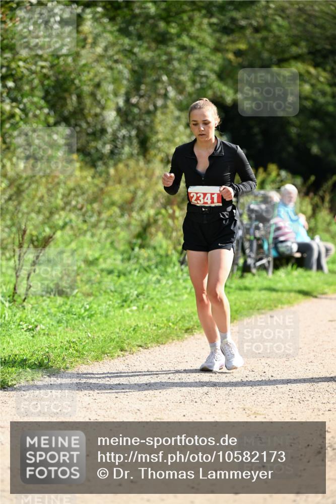27.09.2026 - 35. Volkslauf durch das schöne Alstertal Dr. Thomas Lammeyer http://msf.ph/oto/10582173 27.09.2026 12:33:05 Laufen 2341 meine-sportfotos.de