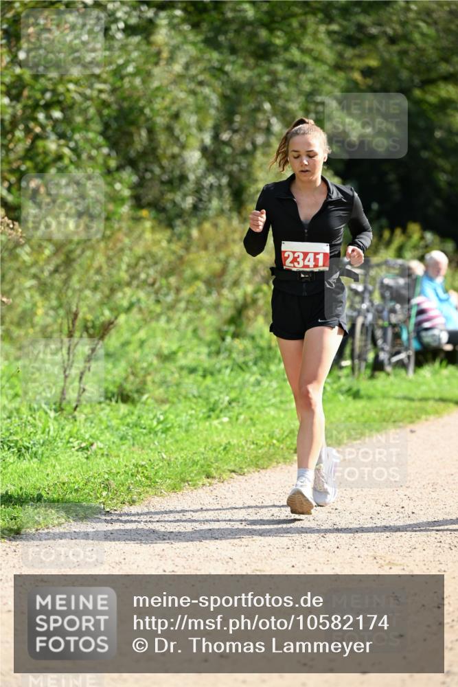 27.09.2026 - 35. Volkslauf durch das schöne Alstertal Dr. Thomas Lammeyer http://msf.ph/oto/10582174 27.09.2026 12:33:05 Laufen 2341 meine-sportfotos.de