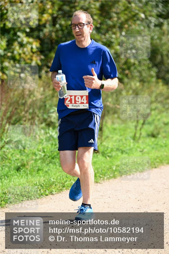 27.09.2026 - 35. Volkslauf durch das schöne Alstertal Dr. Thomas Lammeyer http://msf.ph/oto/10582194 27.09.2026 12:33:10 Laufen 2194 meine-sportfotos.de