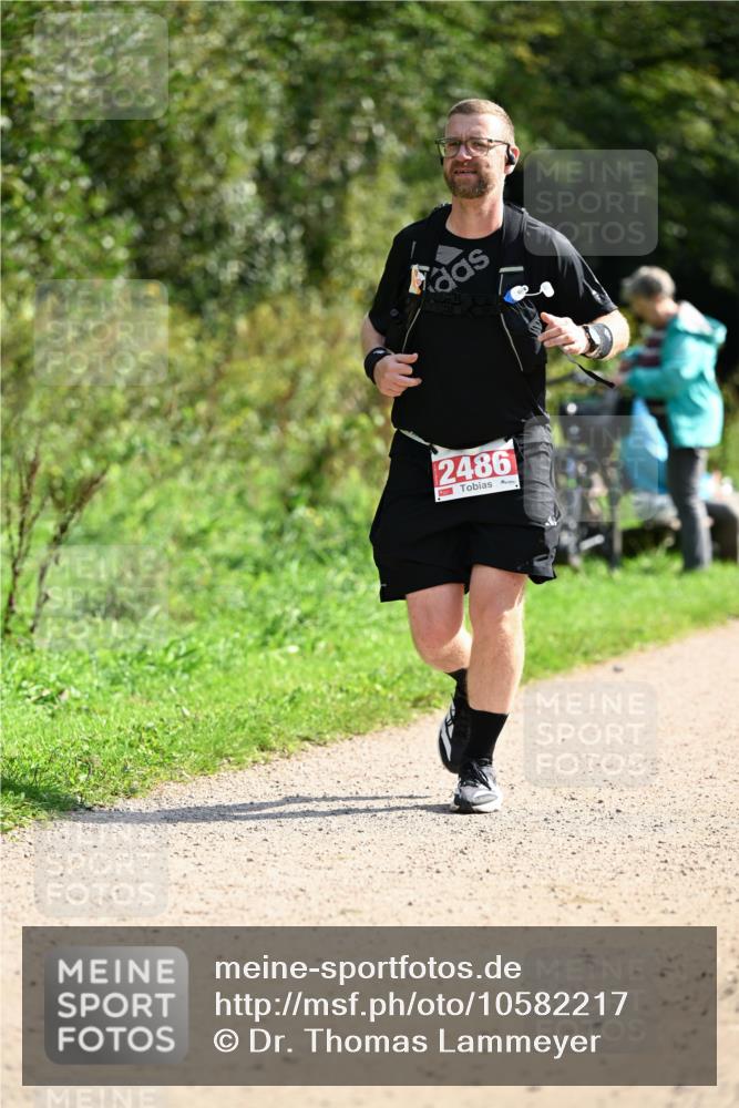 27.09.2026 - 35. Volkslauf durch das schöne Alstertal Dr. Thomas Lammeyer http://msf.ph/oto/10582217 27.09.2026 12:33:45 Laufen 2486 meine-sportfotos.de