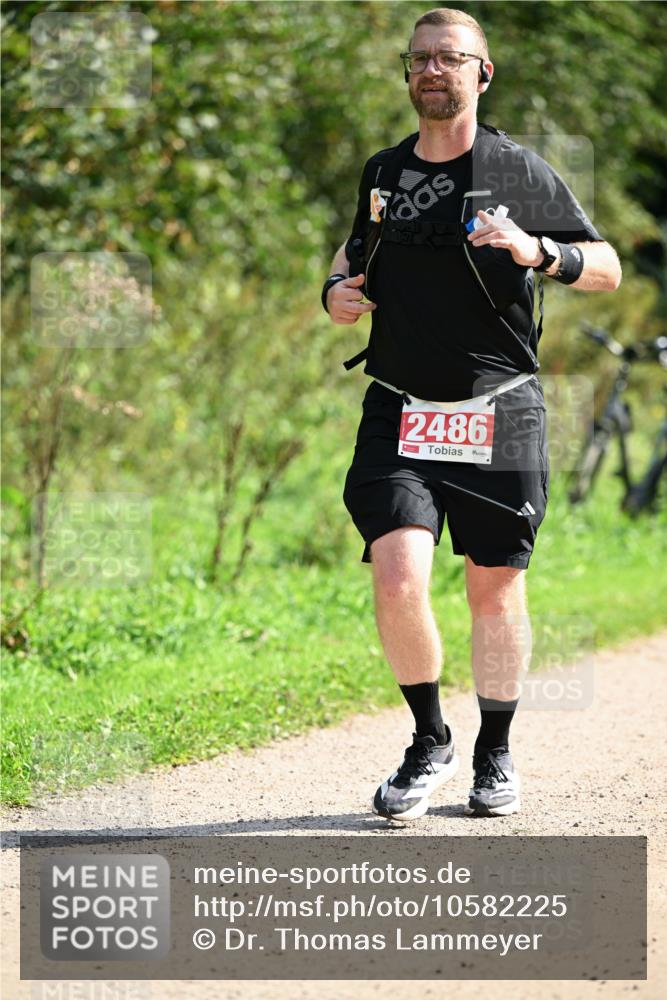 27.09.2026 - 35. Volkslauf durch das schöne Alstertal Dr. Thomas Lammeyer http://msf.ph/oto/10582225 27.09.2026 12:33:46 Laufen 2486 meine-sportfotos.de