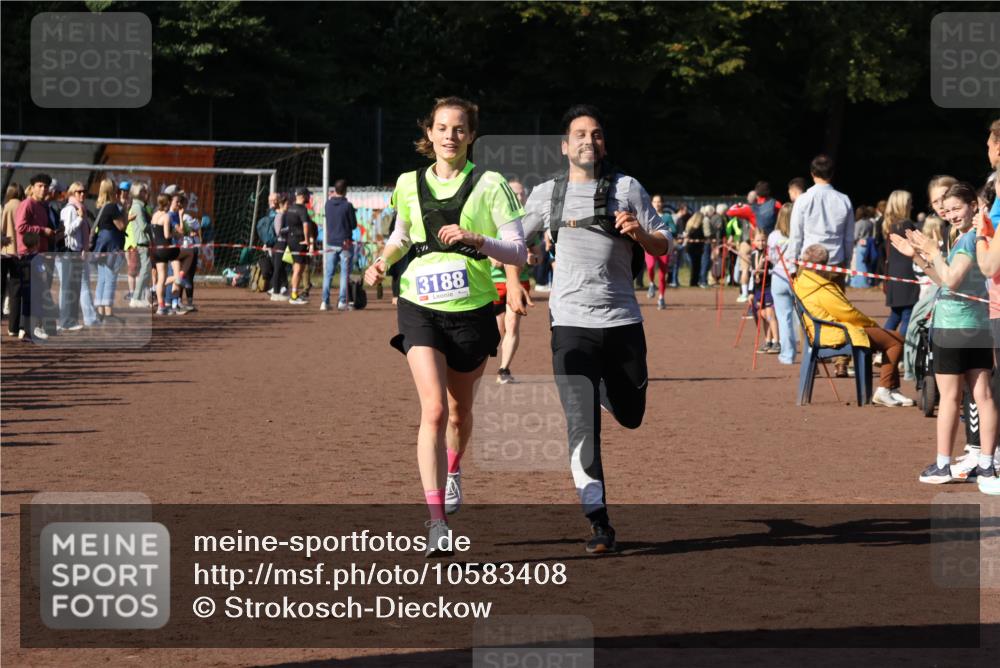 27.09.2026 - 35. Volkslauf durch das schöne Alstertal Strokosch-Dieckow http://msf.ph/oto/10583408 27.09.2026 11:26:13 Ziel 3188, 3379 meine-sportfotos.de