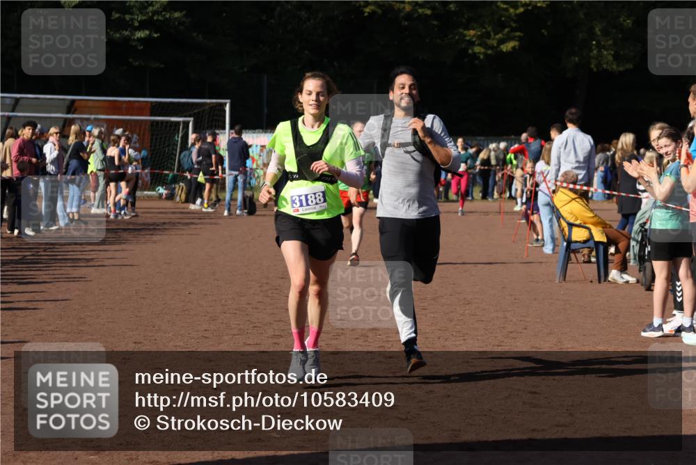 27.09.2026 - 35. Volkslauf durch das schöne Alstertal Strokosch-Dieckow http://msf.ph/oto/10583409 27.09.2026 11:26:12 Ziel 3188, 3379 meine-sportfotos.de