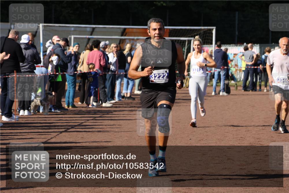 27.09.2026 - 35. Volkslauf durch das schöne Alstertal Strokosch-Dieckow http://msf.ph/oto/10583542 27.09.2026 11:24:39 Ziel 3222, 3312, 3340 meine-sportfotos.de