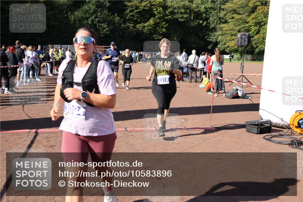 27.09.2026 - 35. Volkslauf durch das schöne Alstertal Strokosch-Dieckow http://msf.ph/oto/10583896 27.09.2026 11:42:23 Ziel 3054, 3055, 3083, 3084, 3318, 3419 meine-sportfotos.de