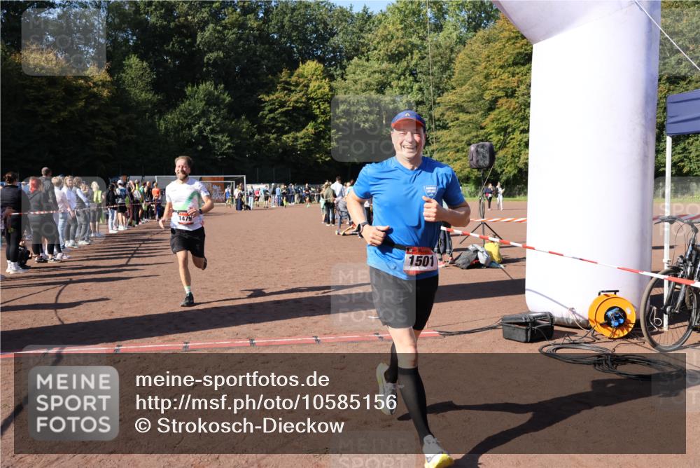 27.09.2026 - 35. Volkslauf durch das schöne Alstertal Strokosch-Dieckow http://msf.ph/oto/10585156 27.09.2026 11:47:52 Ziel 1479, 1501 meine-sportfotos.de