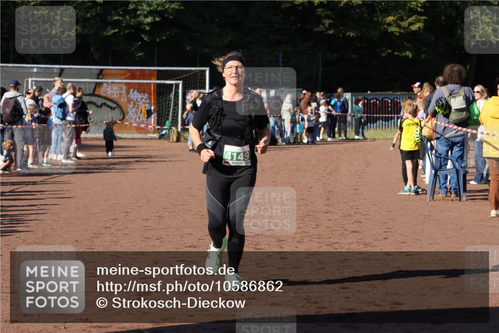 27.09.2026 - 35. Volkslauf durch das schöne Alstertal Strokosch-Dieckow http://msf.ph/oto/10586862 27.09.2026 10:58:58 Ziel 4149 meine-sportfotos.de