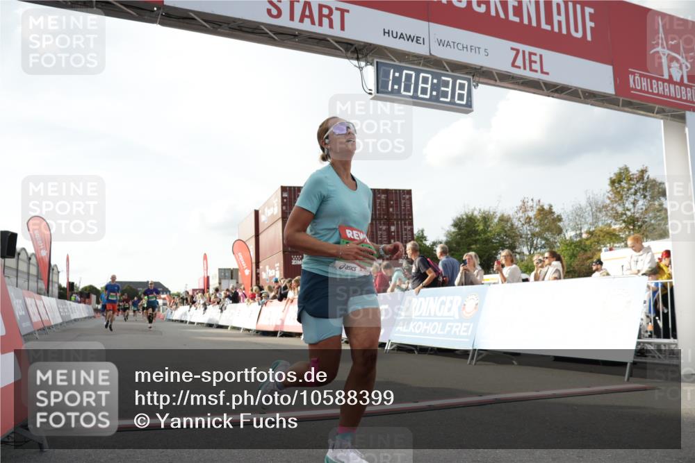03.10.2026 - Köhlbrandbrückenlauf Yannick Fuchs http://msf.ph/oto/10588399 03.10.2026 16:08:39 Ziel 7307, 7700, 8066, 8267, 8353, 8516, 8524, 8525, 9796 meine-sportfotos.de
