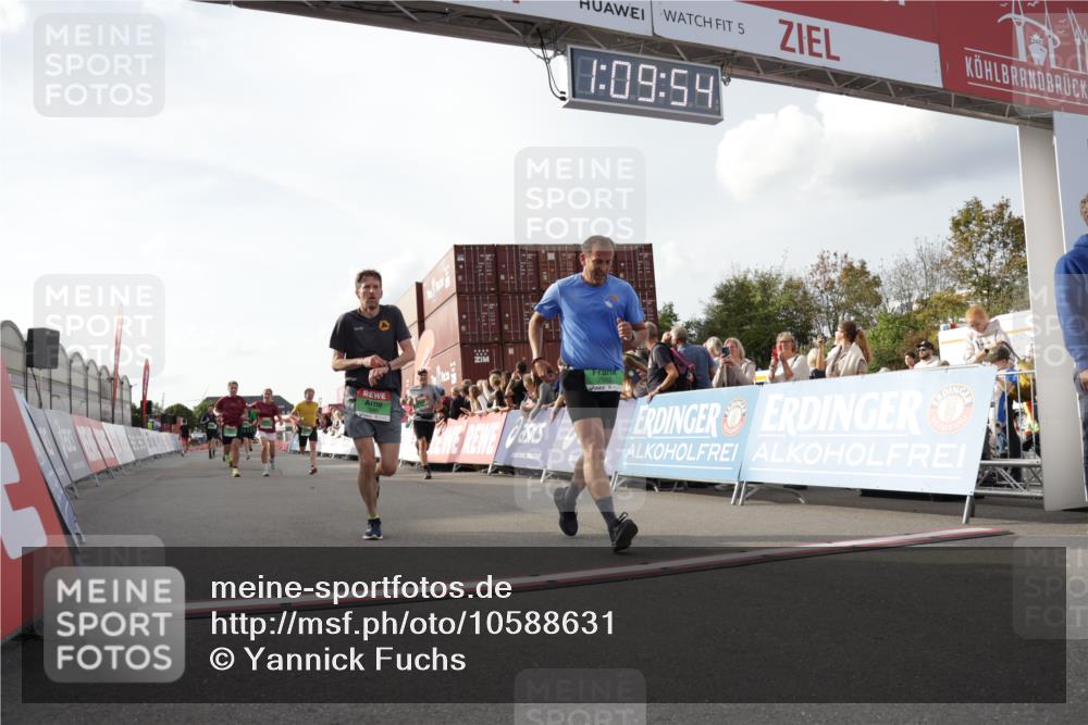 03.10.2026 - Köhlbrandbrückenlauf Yannick Fuchs http://msf.ph/oto/10588631 03.10.2026 16:09:55 Ziel 7186, 7191, 7569, 7582, 7671, 7800, 7895, 8148, 8440, 8661, 8831, 8907 meine-sportfotos.de