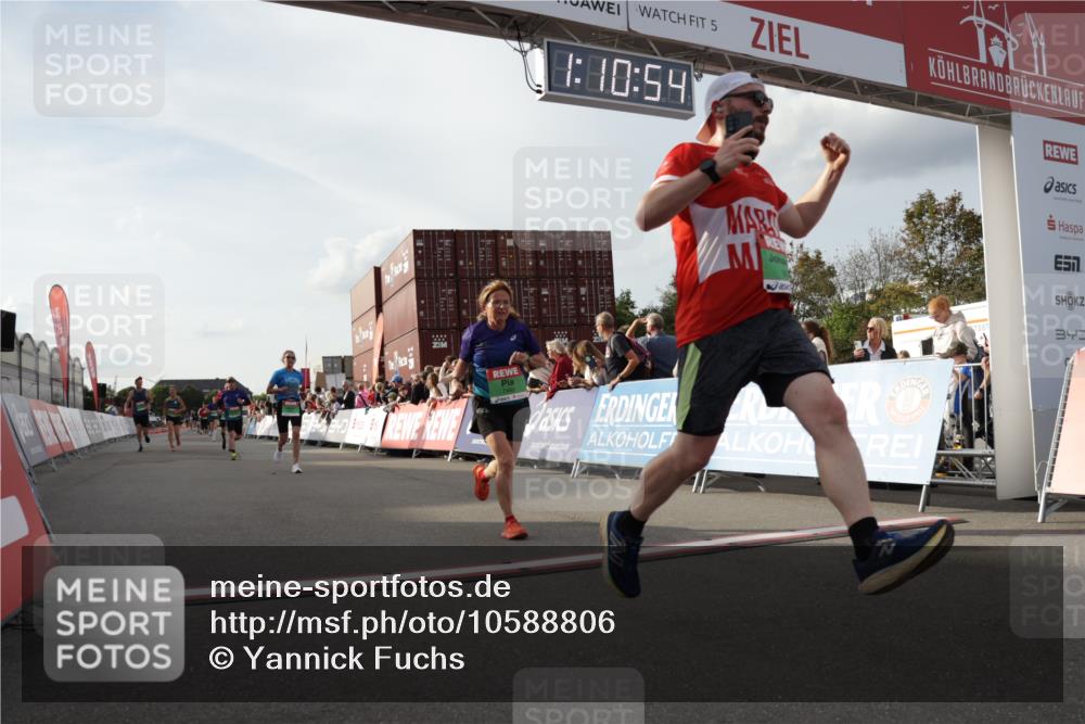 03.10.2026 - Köhlbrandbrückenlauf Yannick Fuchs http://msf.ph/oto/10588806 03.10.2026 16:10:55 Ziel 7120, 7121, 7480, 7705, 7856, 8329, 8623, 9251, 9300, 9736 meine-sportfotos.de