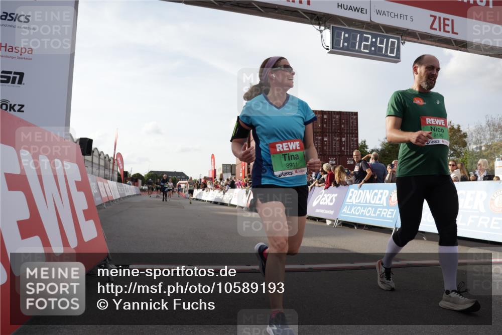 03.10.2026 - Köhlbrandbrückenlauf Yannick Fuchs http://msf.ph/oto/10589193 03.10.2026 16:12:41 Ziel 7767, 8651, 8772, 8802, 8911, 8969, 9190, 9715 meine-sportfotos.de