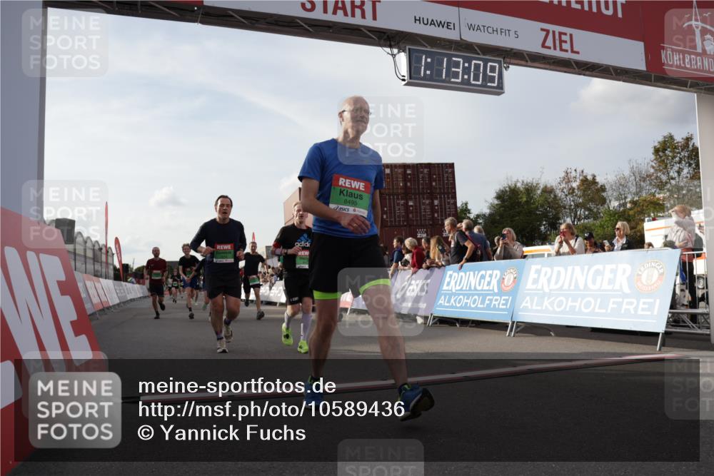 03.10.2026 - Köhlbrandbrückenlauf Yannick Fuchs http://msf.ph/oto/10589436 03.10.2026 16:13:10 Ziel 7032, 7061, 7380, 7548, 7654, 8169, 8427, 8495, 8533, 8604, 8964, 9539, 9580, 9688, 9716, 9788 meine-sportfotos.de