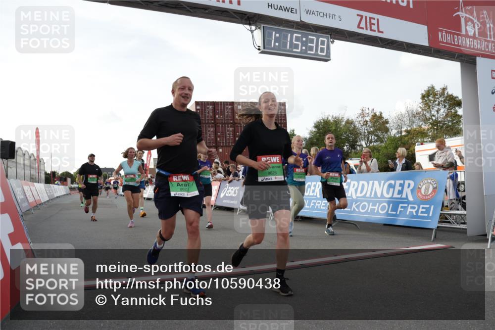03.10.2026 - Köhlbrandbrückenlauf Yannick Fuchs http://msf.ph/oto/10590438 03.10.2026 16:15:39 Ziel 7071, 7318, 7440, 7536, 7616, 7708, 7710, 8167, 8294, 8605, 8626, 8627, 8707, 8744, 8830, 8883, 9010, 9115, 9142, 9642 meine-sportfotos.de