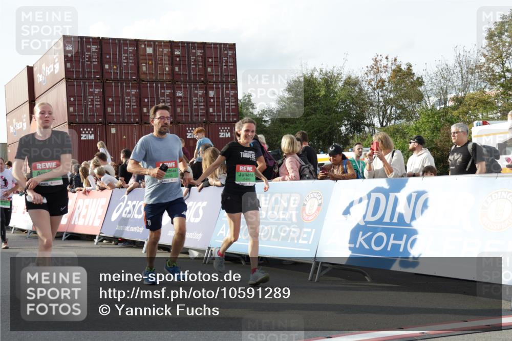 03.10.2026 - Köhlbrandbrückenlauf Yannick Fuchs http://msf.ph/oto/10591289 03.10.2026 16:17:39 Ziel 7008, 7078, 7214, 7424, 7425, 7707, 7721, 8367, 8370, 8476, 8499, 8636, 8650, 8810, 8856, 9132, 9312 meine-sportfotos.de