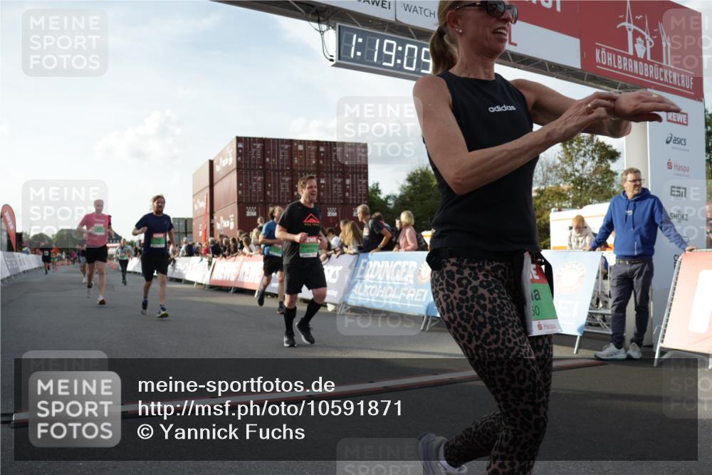 03.10.2026 - Köhlbrandbrückenlauf Yannick Fuchs http://msf.ph/oto/10591871 03.10.2026 16:19:10 Ziel 7154, 7155, 7177, 7178, 7188, 7532, 8108, 8527, 8553, 8703, 8879, 8914, 9043, 9080, 9150 meine-sportfotos.de