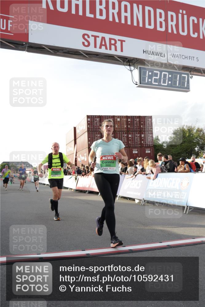 03.10.2026 - Köhlbrandbrückenlauf Yannick Fuchs http://msf.ph/oto/10592431 03.10.2026 16:20:17 Ziel 7063, 7249, 7533, 8061, 8590, 8687, 8823, 8824, 8880, 8931, 9600 meine-sportfotos.de