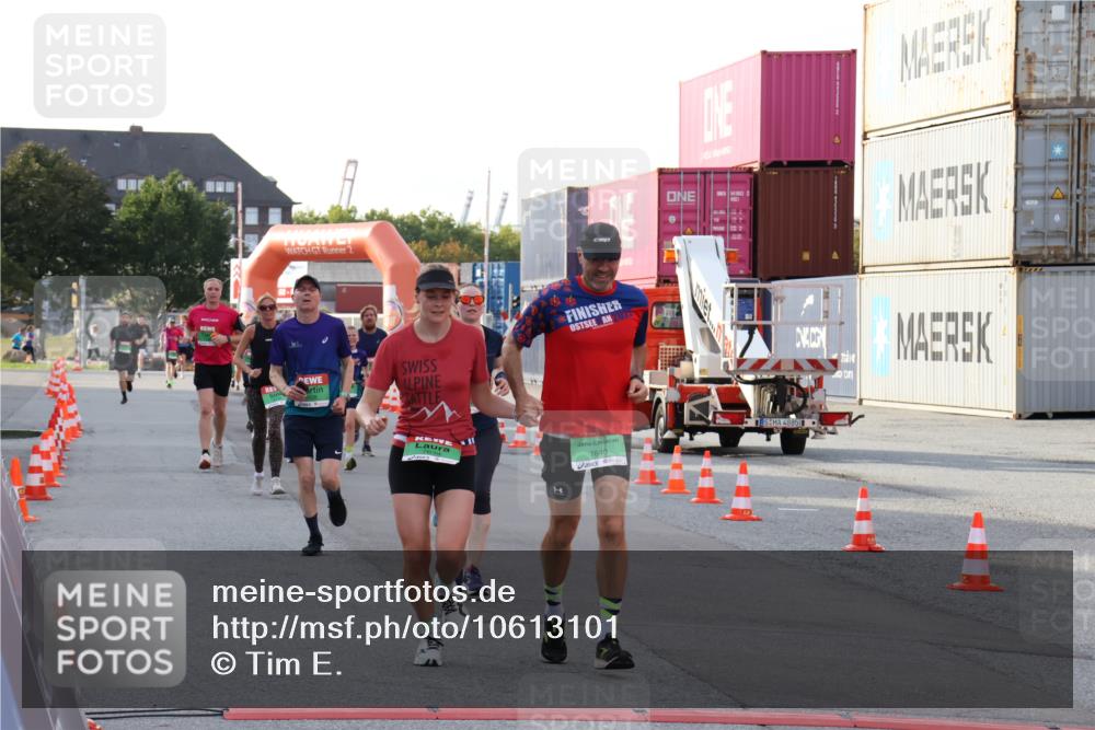 03.10.2026 - Köhlbrandbrückenlauf Tim E. http://msf.ph/oto/10613101 03.10.2026 16:18:48 Ziel 7154, 7188, 7423, 7532, 7639, 7640, 8108, 8553, 8703, 8879, 8914, 9080, 9150, 9536 meine-sportfotos.de
