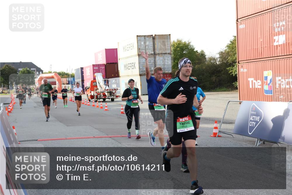 03.10.2026 - Köhlbrandbrückenlauf Tim E. http://msf.ph/oto/10614211 03.10.2026 16:19:37 Ziel 7167, 7168, 7661, 7673, 7740, 8128, 8813, 8836, 8938, 9092, 9268, 9373, 9625 meine-sportfotos.de