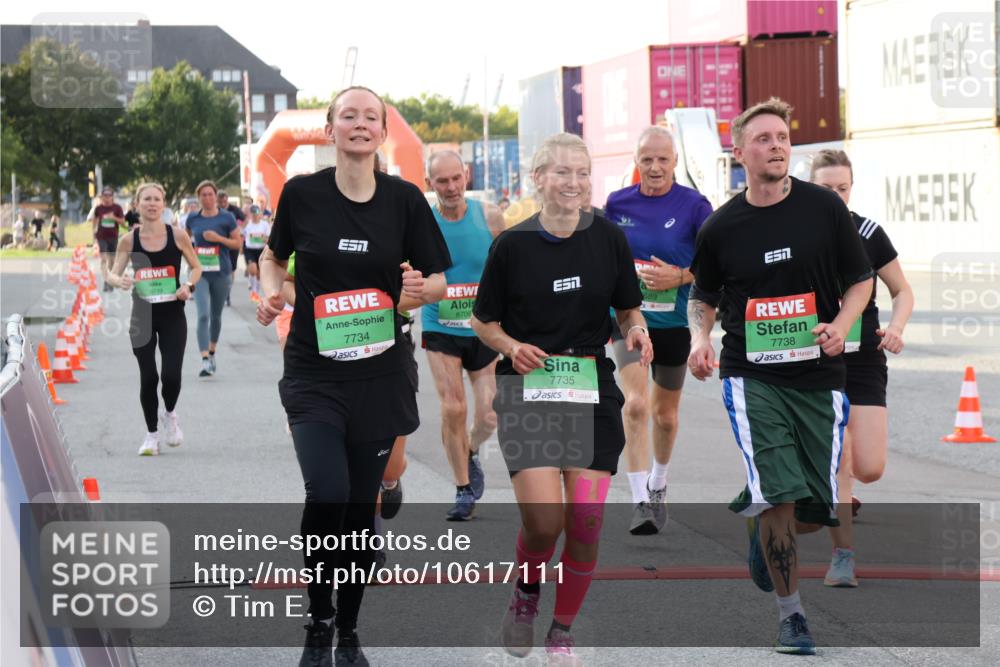 03.10.2026 - Köhlbrandbrückenlauf Tim E. http://msf.ph/oto/10617111 03.10.2026 16:21:27 Ziel 4108, 7079, 7097, 7439, 7734, 7735, 7738, 8110, 8399, 8407, 8490, 8708, 8845, 8860, 8899, 9000, 9201, 9203, 9233, 9689, 9739, 9740 meine-sportfotos.de