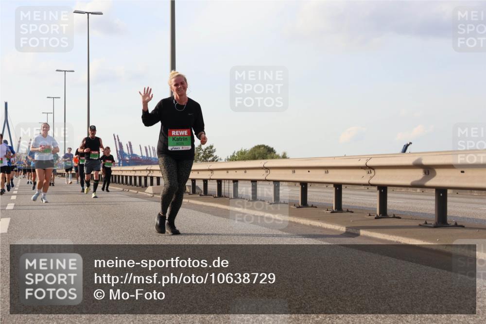 03.10.2026 - Köhlbrandbrückenlauf Mo-Foto http://msf.ph/oto/10638729 03.10.2026 16:13:35 Position 3 8025 meine-sportfotos.de