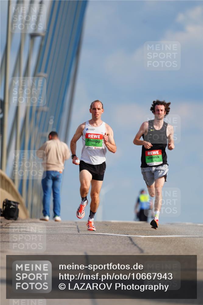 03.10.2026 - Köhlbrandbrückenlauf LAZAROV Photography http://msf.ph/oto/10667943 03.10.2026 15:16:25 Position 1 7850, 7084 meine-sportfotos.de