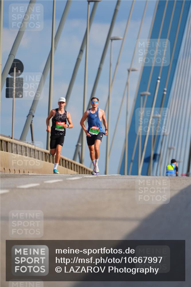 03.10.2026 - Köhlbrandbrückenlauf LAZAROV Photography http://msf.ph/oto/10667997 03.10.2026 15:17:00 Position 1  meine-sportfotos.de