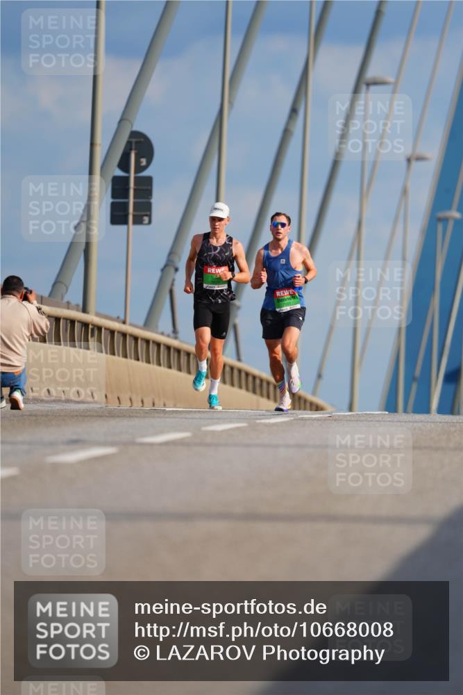 03.10.2026 - Köhlbrandbrückenlauf LAZAROV Photography http://msf.ph/oto/10668008 03.10.2026 15:17:01 Position 1  meine-sportfotos.de