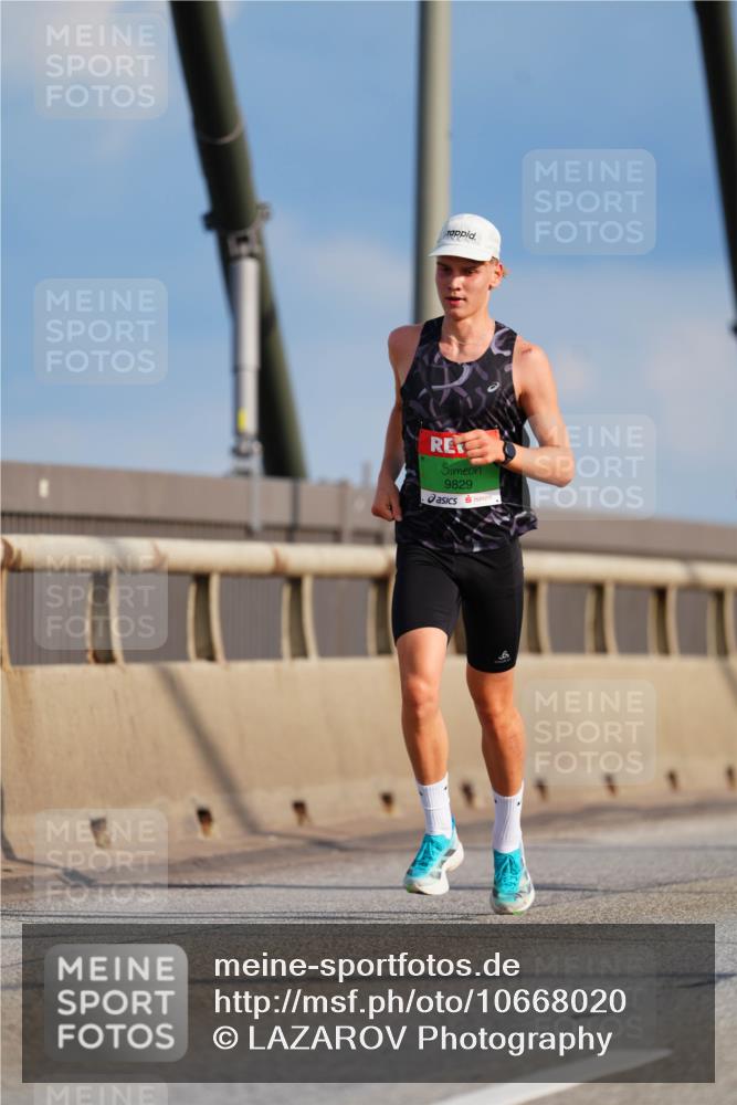 03.10.2026 - Köhlbrandbrückenlauf LAZAROV Photography http://msf.ph/oto/10668020 03.10.2026 15:17:10 Position 1 9829, 6 meine-sportfotos.de