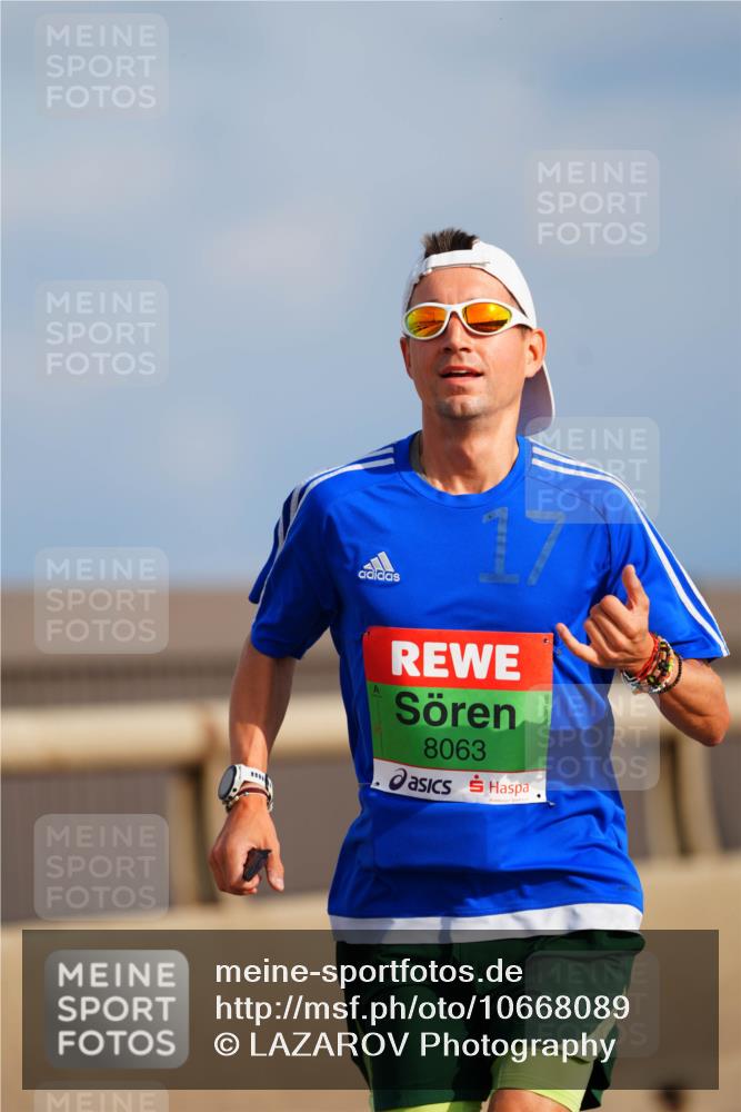 03.10.2026 - Köhlbrandbrückenlauf LAZAROV Photography http://msf.ph/oto/10668089 03.10.2026 15:17:54 Position 1 11, 17, 8063 meine-sportfotos.de