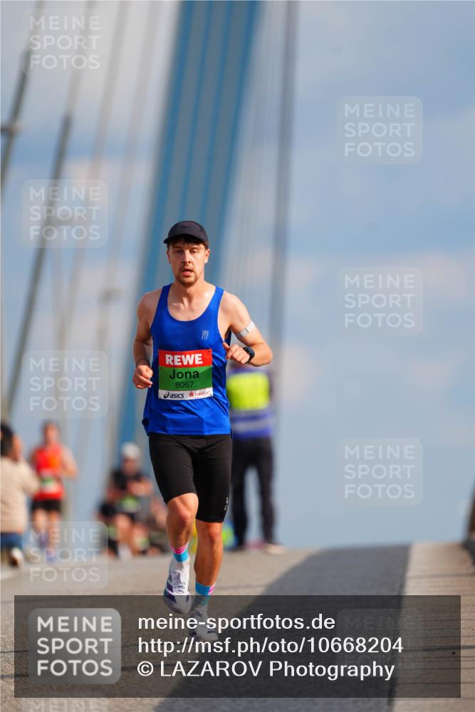 03.10.2026 - Köhlbrandbrückenlauf LAZAROV Photography http://msf.ph/oto/10668204 03.10.2026 15:18:43 Position 1 8067 meine-sportfotos.de