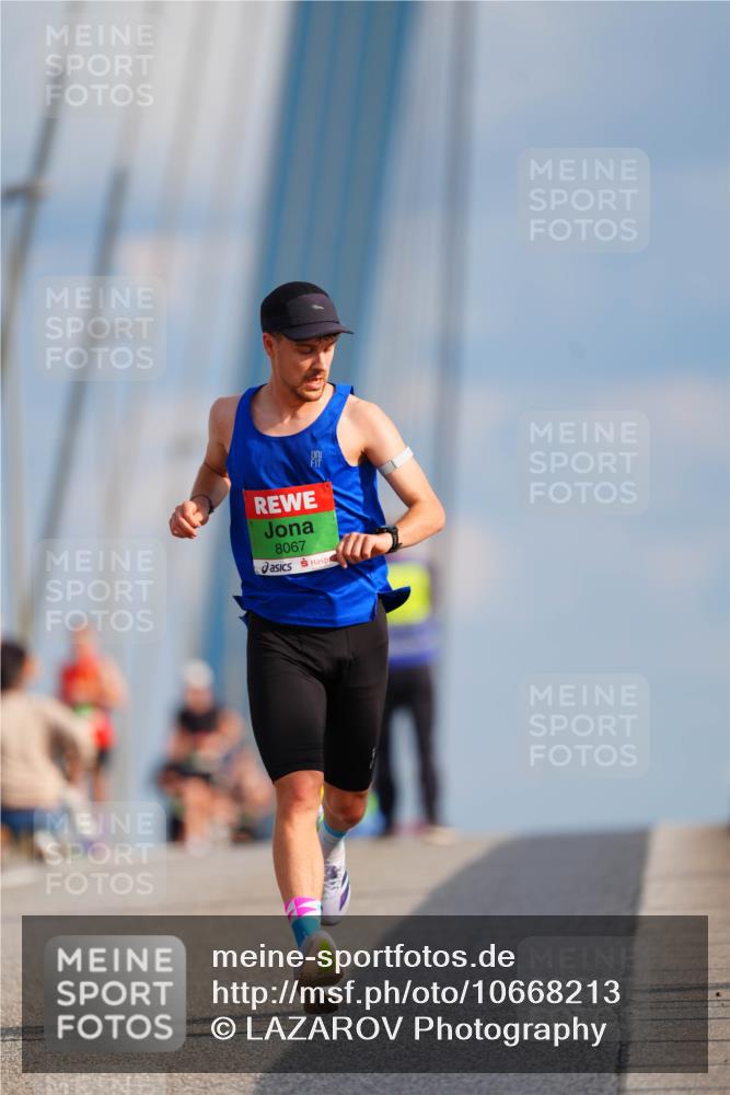 03.10.2026 - Köhlbrandbrückenlauf LAZAROV Photography http://msf.ph/oto/10668213 03.10.2026 15:18:44 Position 1 8067 meine-sportfotos.de