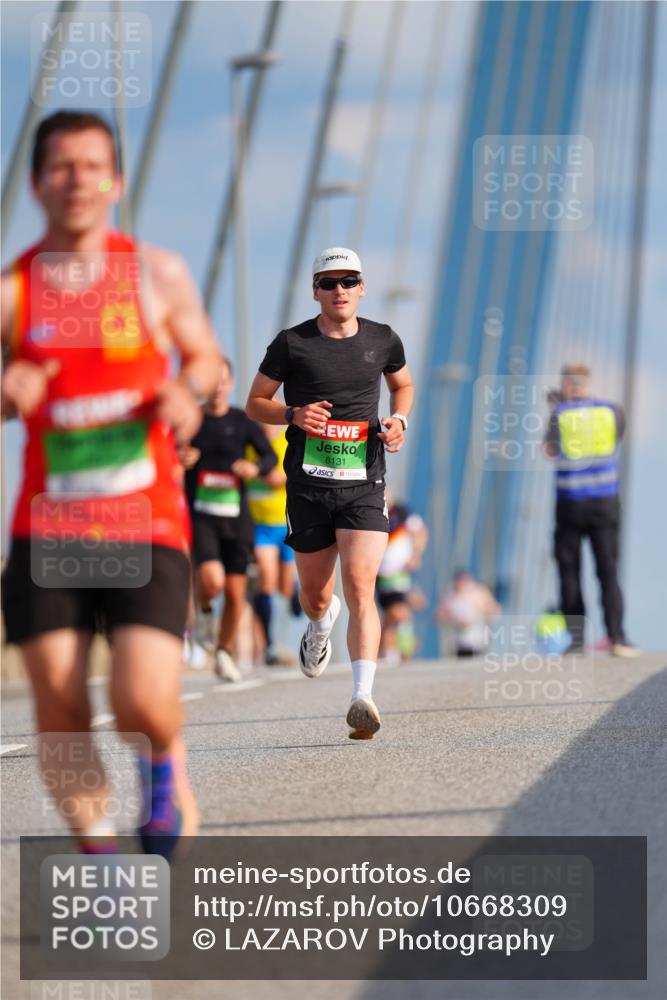 03.10.2026 - Köhlbrandbrückenlauf LAZAROV Photography http://msf.ph/oto/10668309 03.10.2026 15:19:02 Position 1 8131 meine-sportfotos.de