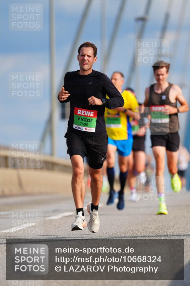 03.10.2026 - Köhlbrandbrückenlauf LAZAROV Photography http://msf.ph/oto/10668324 03.10.2026 15:19:10 Position 1 7596 meine-sportfotos.de