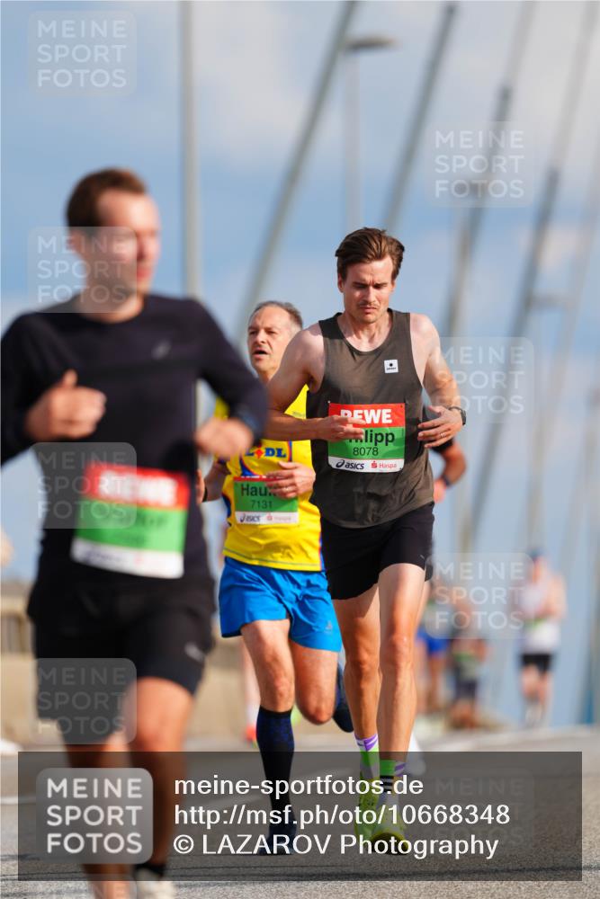 03.10.2026 - Köhlbrandbrückenlauf LAZAROV Photography http://msf.ph/oto/10668348 03.10.2026 15:19:12 Position 1 7131, 8078 meine-sportfotos.de