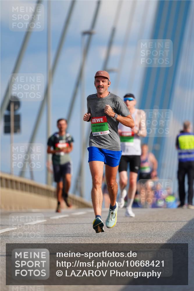 03.10.2026 - Köhlbrandbrückenlauf LAZAROV Photography http://msf.ph/oto/10668421 03.10.2026 15:19:26 Position 1 8101 meine-sportfotos.de
