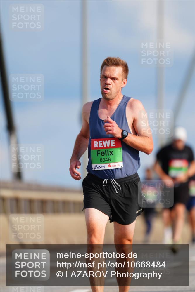 03.10.2026 - Köhlbrandbrückenlauf LAZAROV Photography http://msf.ph/oto/10668484 03.10.2026 15:19:45 Position 1 8048 meine-sportfotos.de