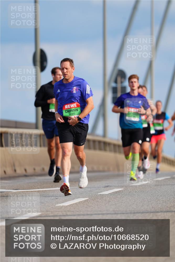 03.10.2026 - Köhlbrandbrückenlauf LAZAROV Photography http://msf.ph/oto/10668520 03.10.2026 15:19:53 Position 1 8080 meine-sportfotos.de