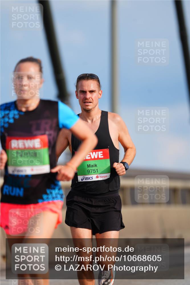 03.10.2026 - Köhlbrandbrückenlauf LAZAROV Photography http://msf.ph/oto/10668605 03.10.2026 15:20:06 Position 1 9751 meine-sportfotos.de