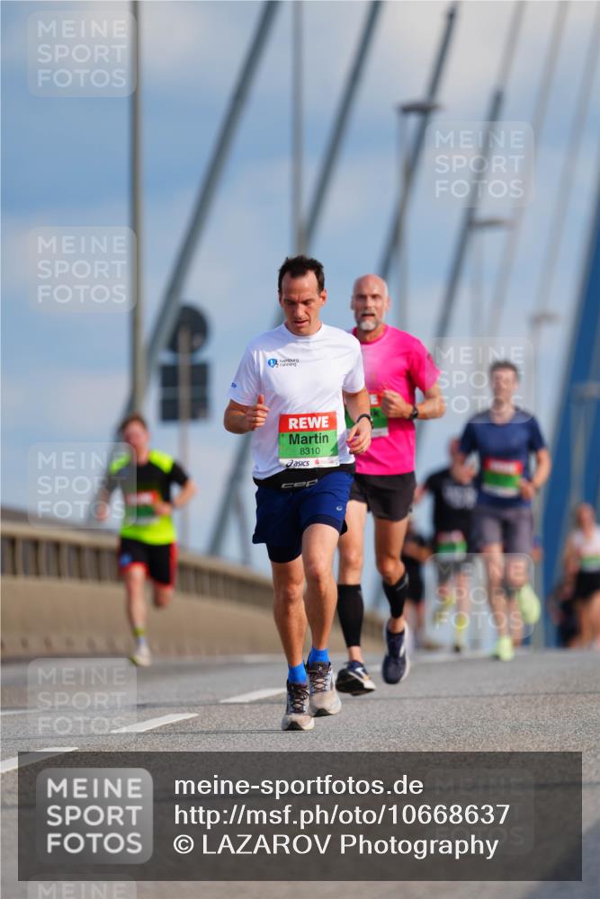 03.10.2026 - Köhlbrandbrückenlauf LAZAROV Photography http://msf.ph/oto/10668637 03.10.2026 15:20:11 Position 1 8310 meine-sportfotos.de