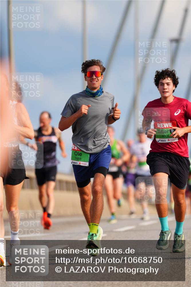 03.10.2026 - Köhlbrandbrückenlauf LAZAROV Photography http://msf.ph/oto/10668750 03.10.2026 15:20:33 Position 1 7488, 8304 meine-sportfotos.de