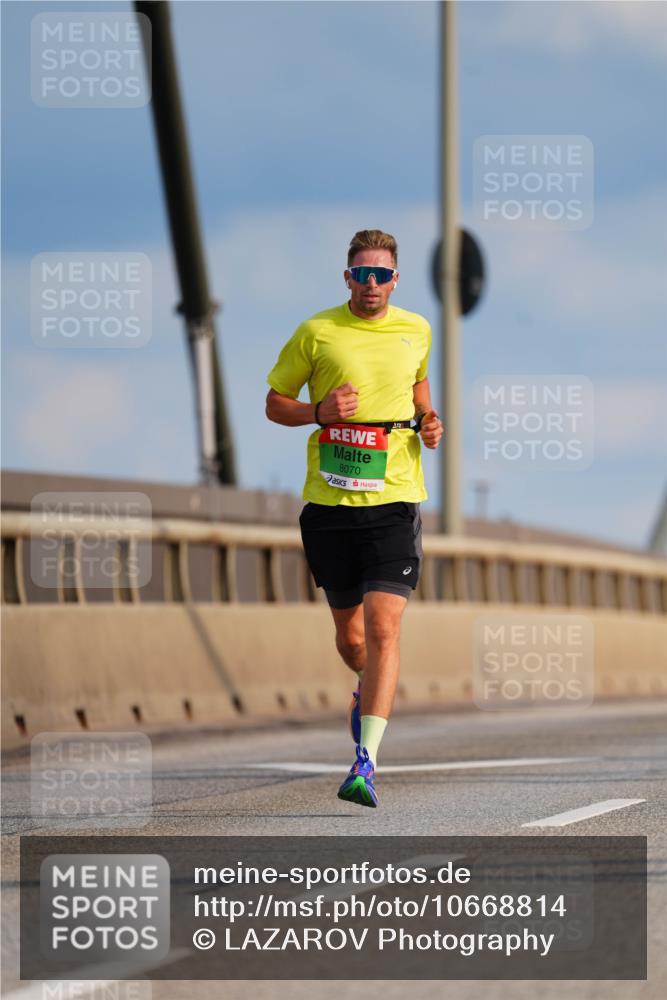 03.10.2026 - Köhlbrandbrückenlauf LAZAROV Photography http://msf.ph/oto/10668814 03.10.2026 15:20:46 Position 1 8070 meine-sportfotos.de