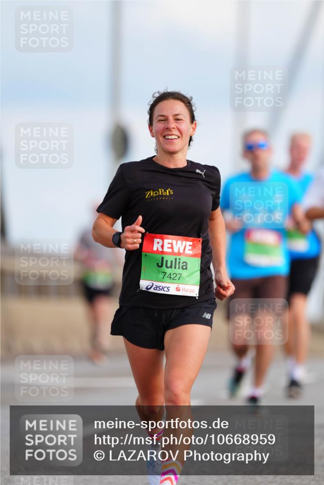 03.10.2026 - Köhlbrandbrückenlauf LAZAROV Photography http://msf.ph/oto/10668959 03.10.2026 15:21:12 Position 1 7427 meine-sportfotos.de